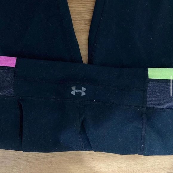 UNDER ARMOUR | workout pants - Picture 2 of 2